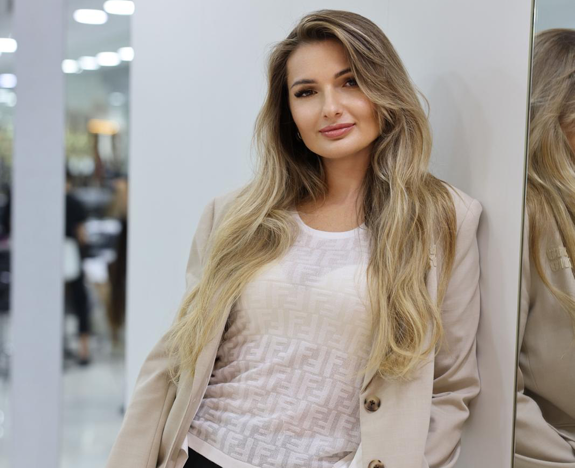 MAKAROVA HAIR STUDIO SL 